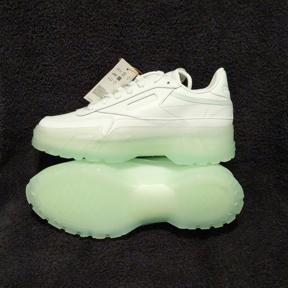 cardi b club c aqua dust